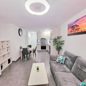 https://rhea-calista-apartament.tenerifehoteles.net